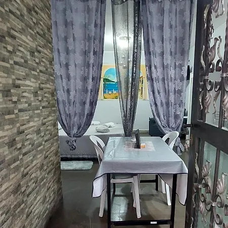 Stanza Sicilia Bedda Апартаменты *